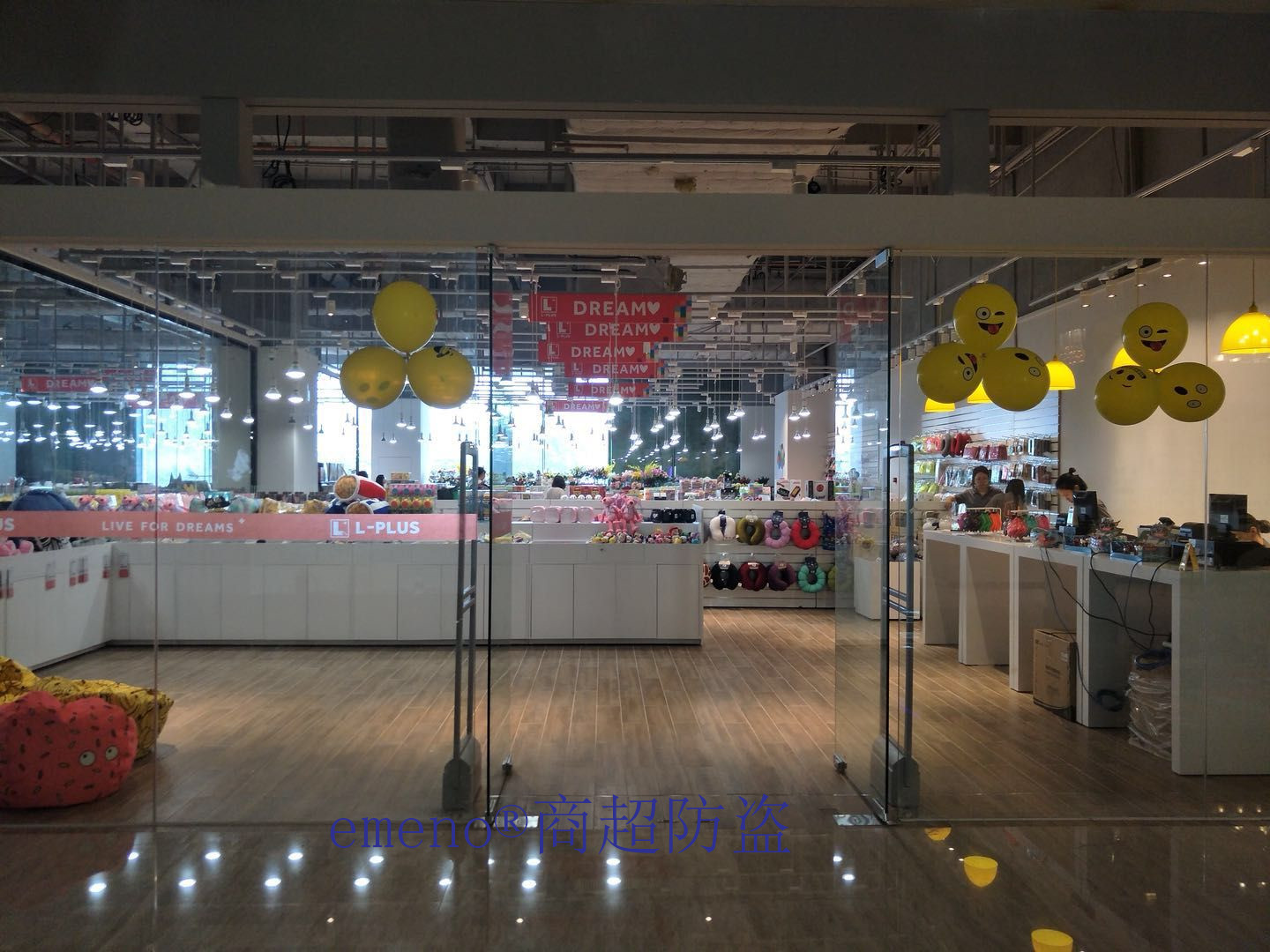 刚买回来的超市防盗器一直响怎么办