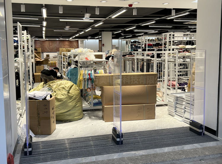 7号优库安装立方美亚克力服装防盗器AM8089